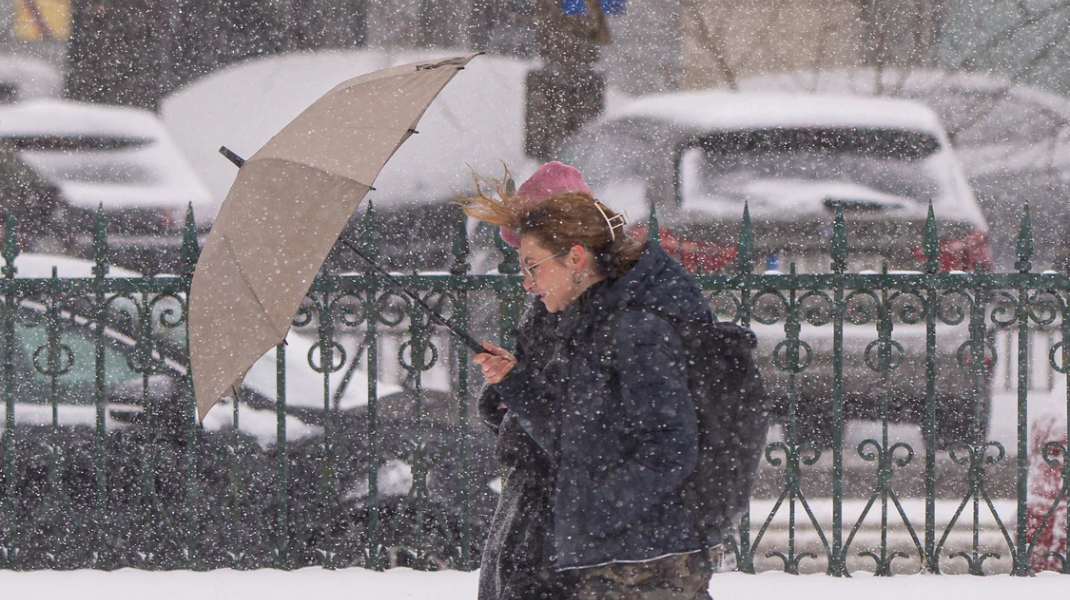 Cod Galben de vreme rea în Moldova: Avertizare de ploi, lapoviță și ninsoare