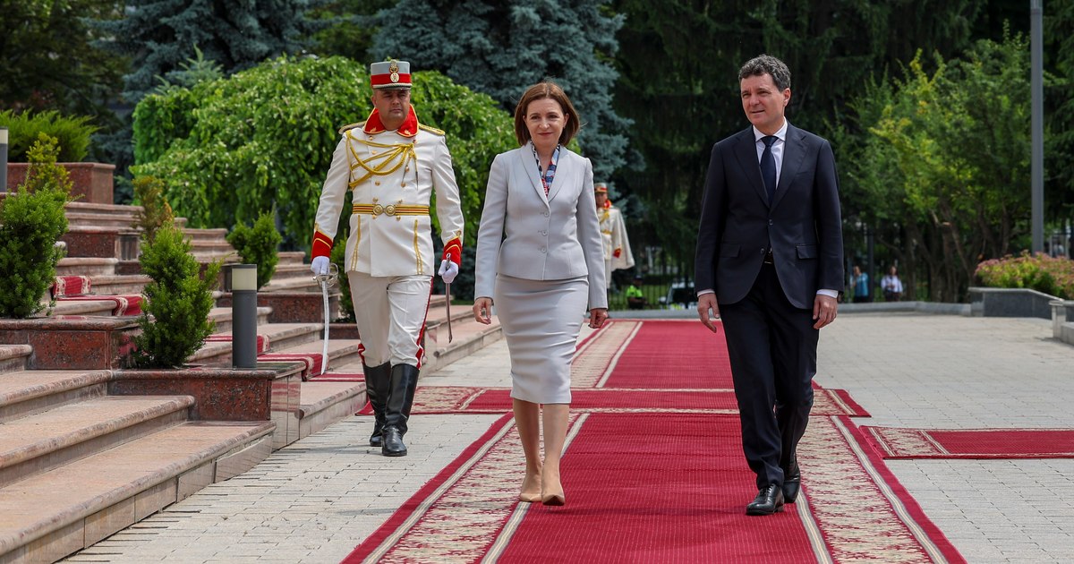 Capcana marginalizării la München 2026: Nicușor Dan, marele absent, în timp ce Maia Sandu domină agenda diplomatică