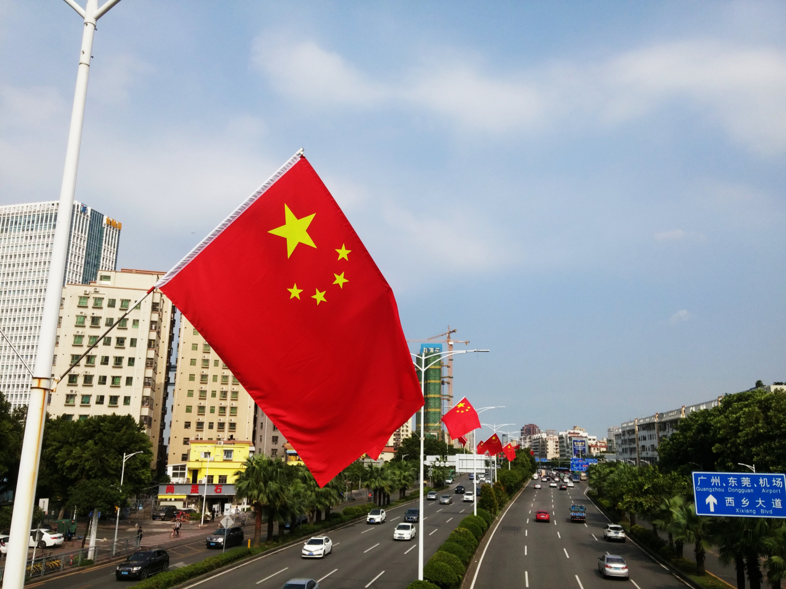 Banca chineză de stat acordă împrumuturi de 289 de miliarde de dolari în cadrul inițiativei „O Centură, un drum”