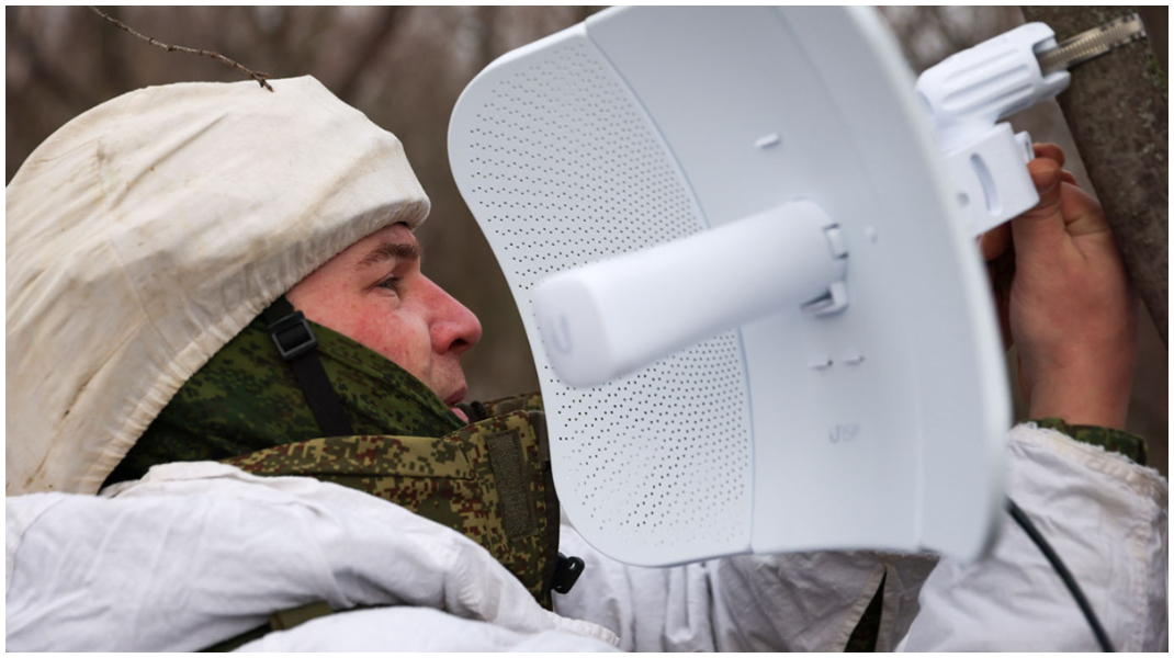 Criza comunicațiilor în armata rusă după blocarea terminalelor Starlink. Interceptări ucrainene dezvăluie haosul de pe front